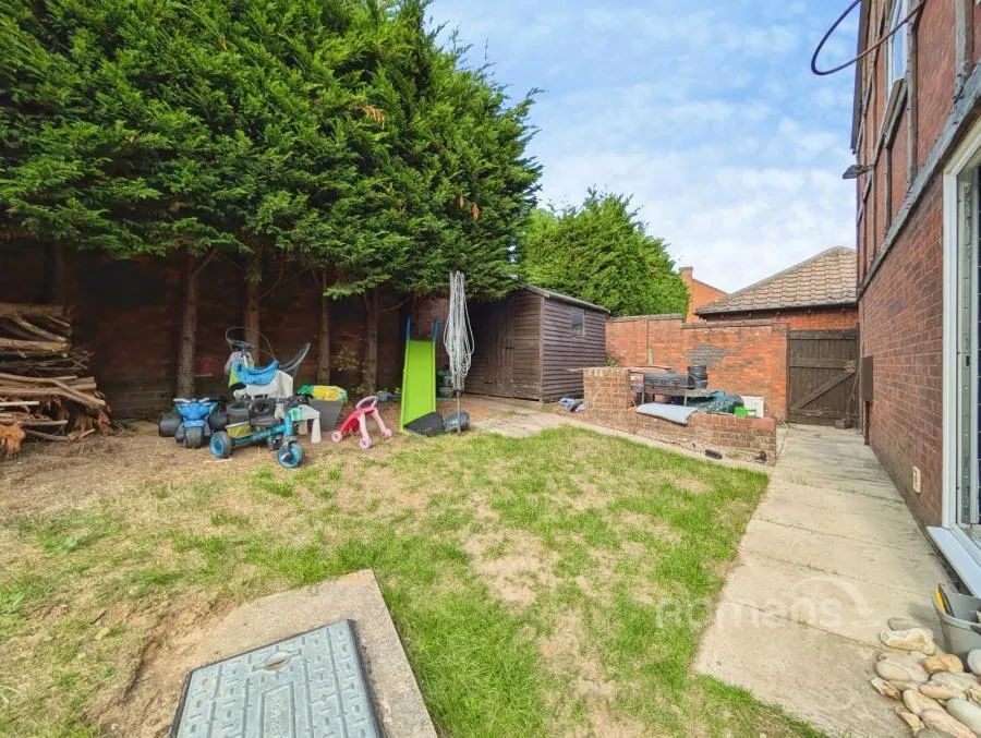 Tamarind Way, Earley, RG6, photo 21