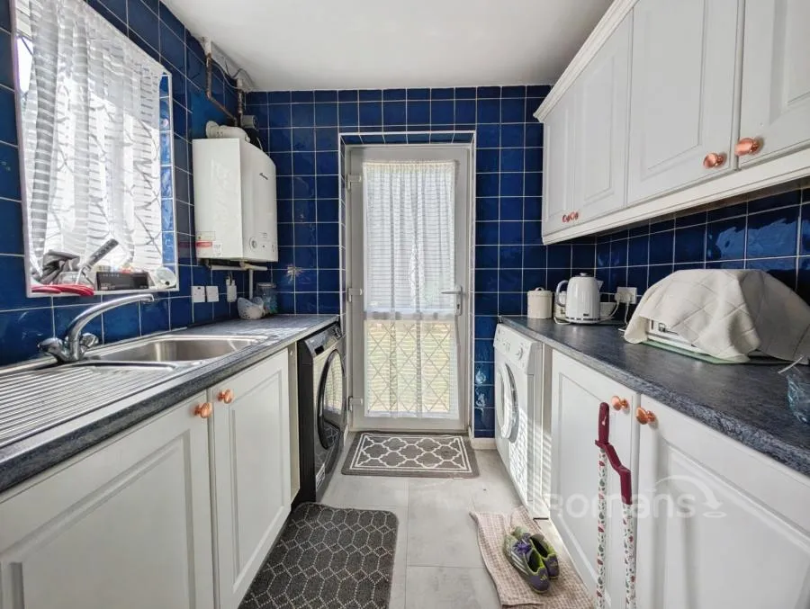 Tamarind Way, Earley, RG6, photo 16