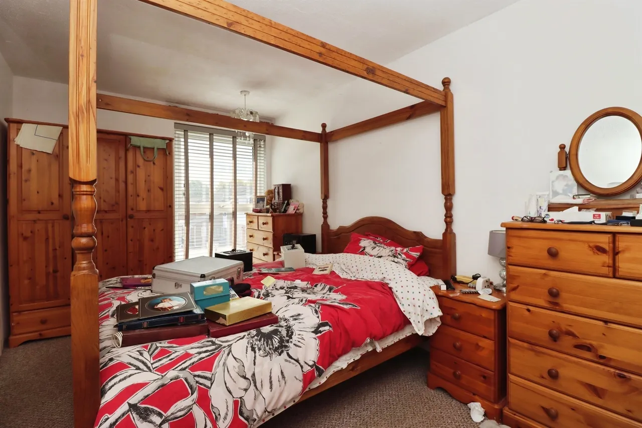 Rose Close, Rothwell, NN14, photo 14