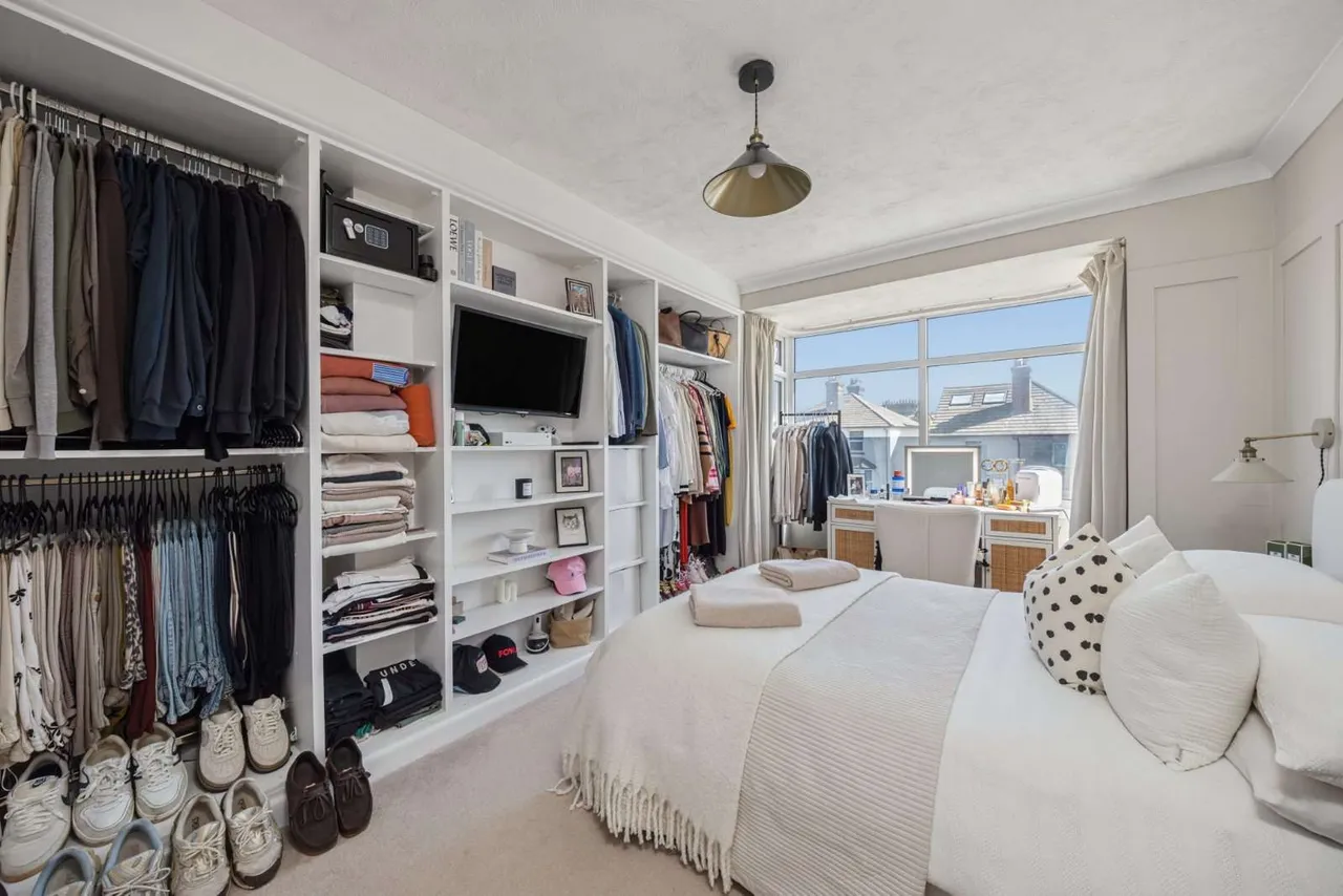 Worplesdon Road, Guildford, Surrey, GU2 9RT, photo 11