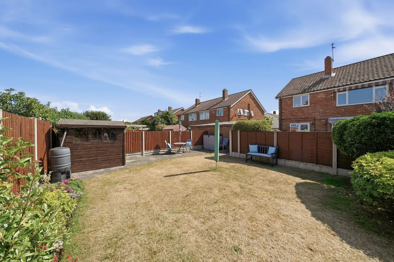 Conway Drive, Ashford, TW15, photo 17