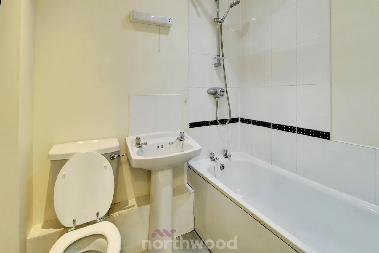 Springfield Court, Scawthorpe, DN5, photo 5