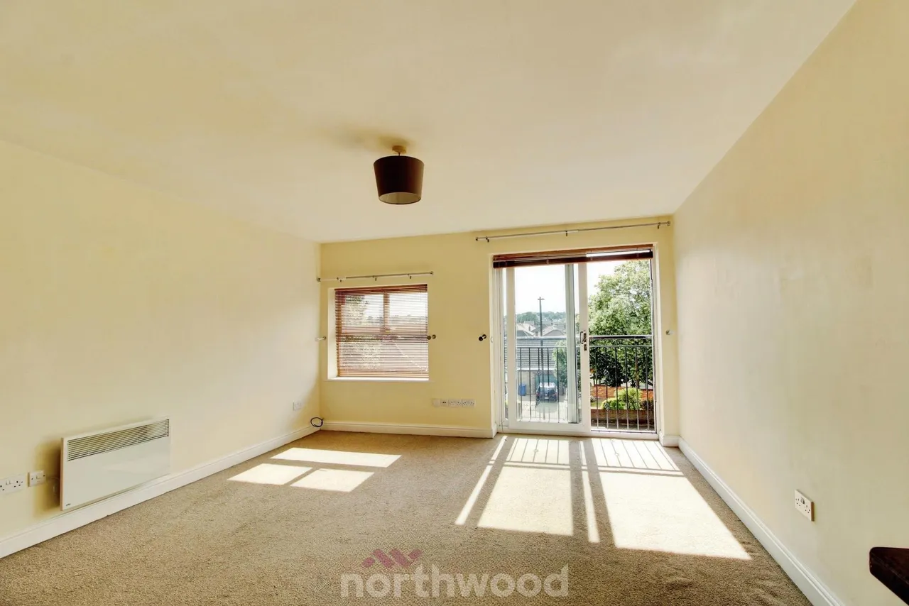Springfield Court, Scawthorpe, DN5, photo 6
