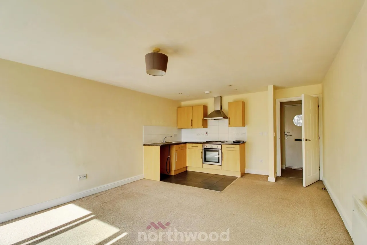 Springfield Court, Scawthorpe, DN5, photo 4