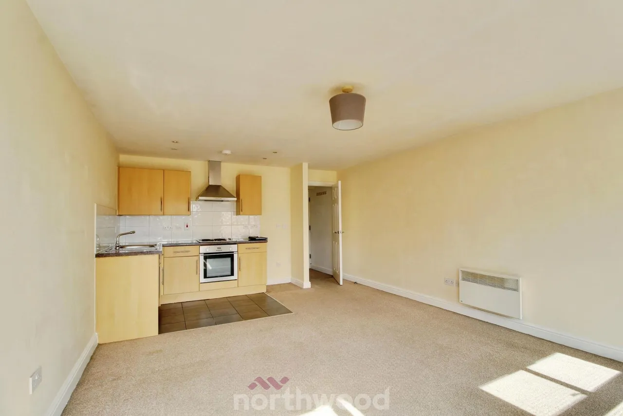 Springfield Court, Scawthorpe, DN5, photo 7