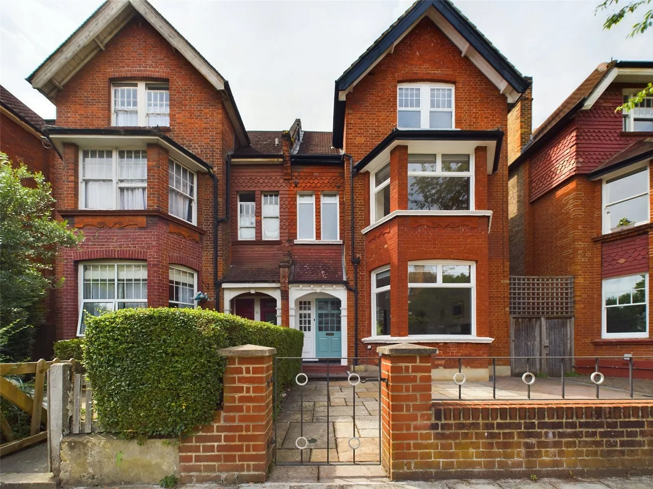 6 bed house for sale, Riggindale Road, Streatham, SW16