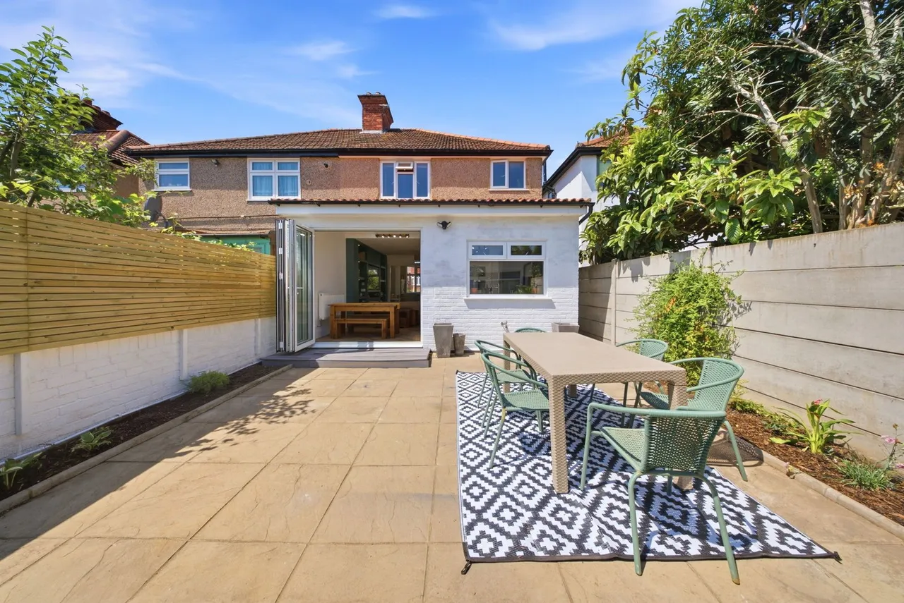 Woodland Gardens, Isleworth, TW7, photo 12