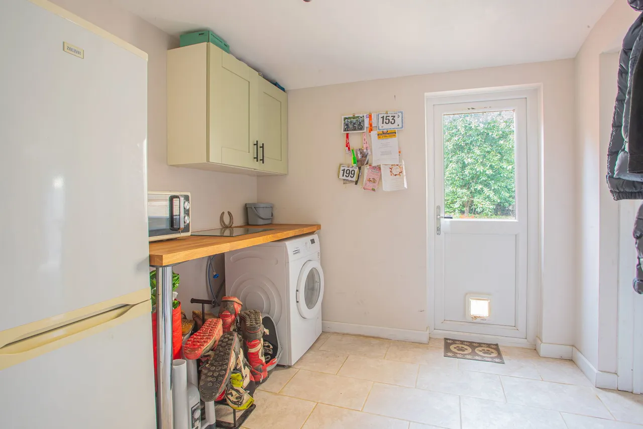 Clarrie Road, Tetbury, photo 20