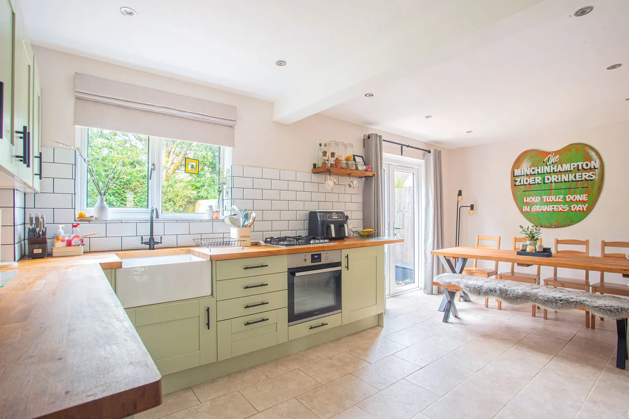 Clarrie Road, Tetbury, photo 16