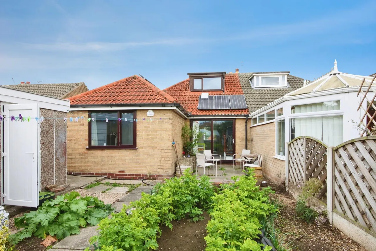 Linley Avenue, York, YO32, photo 2