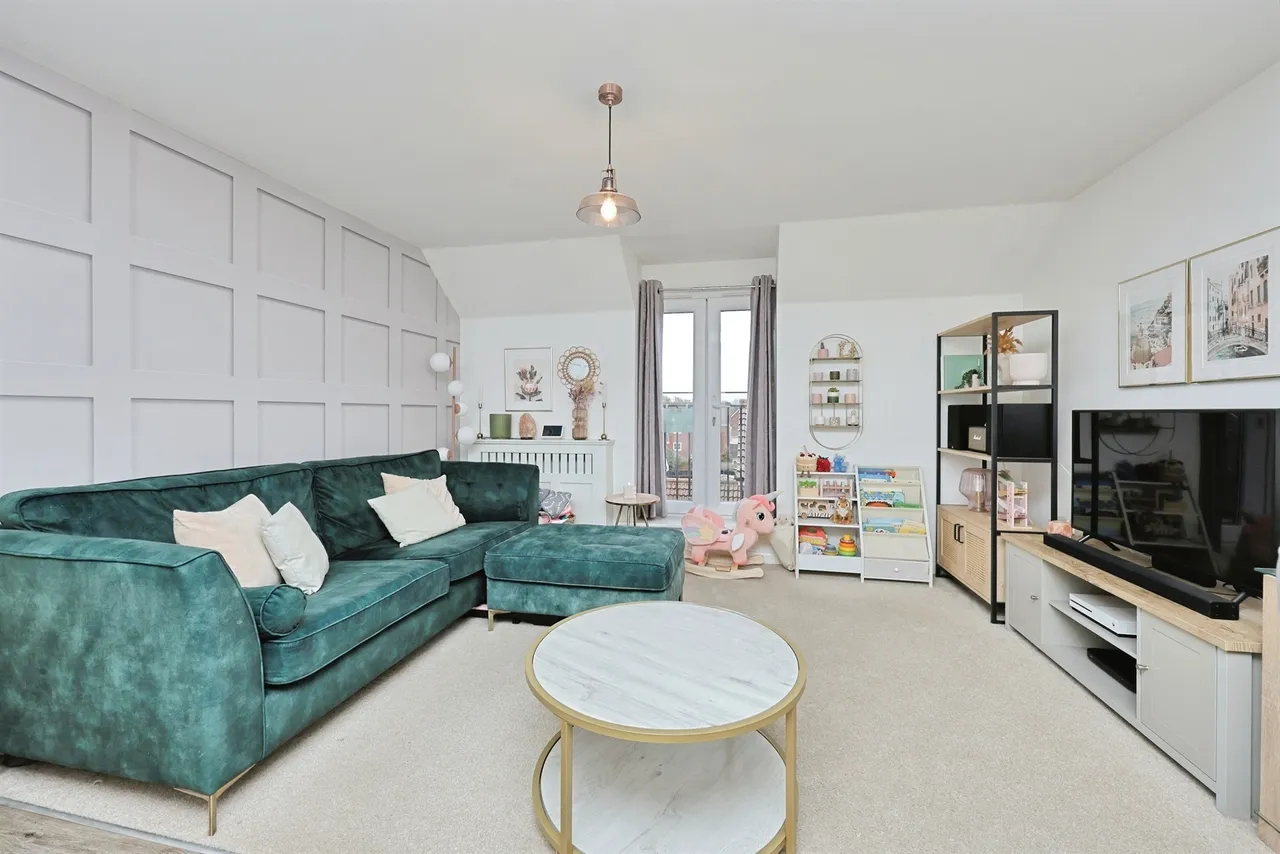 Falcon Crescent, Costessey, Norwich, photo 5