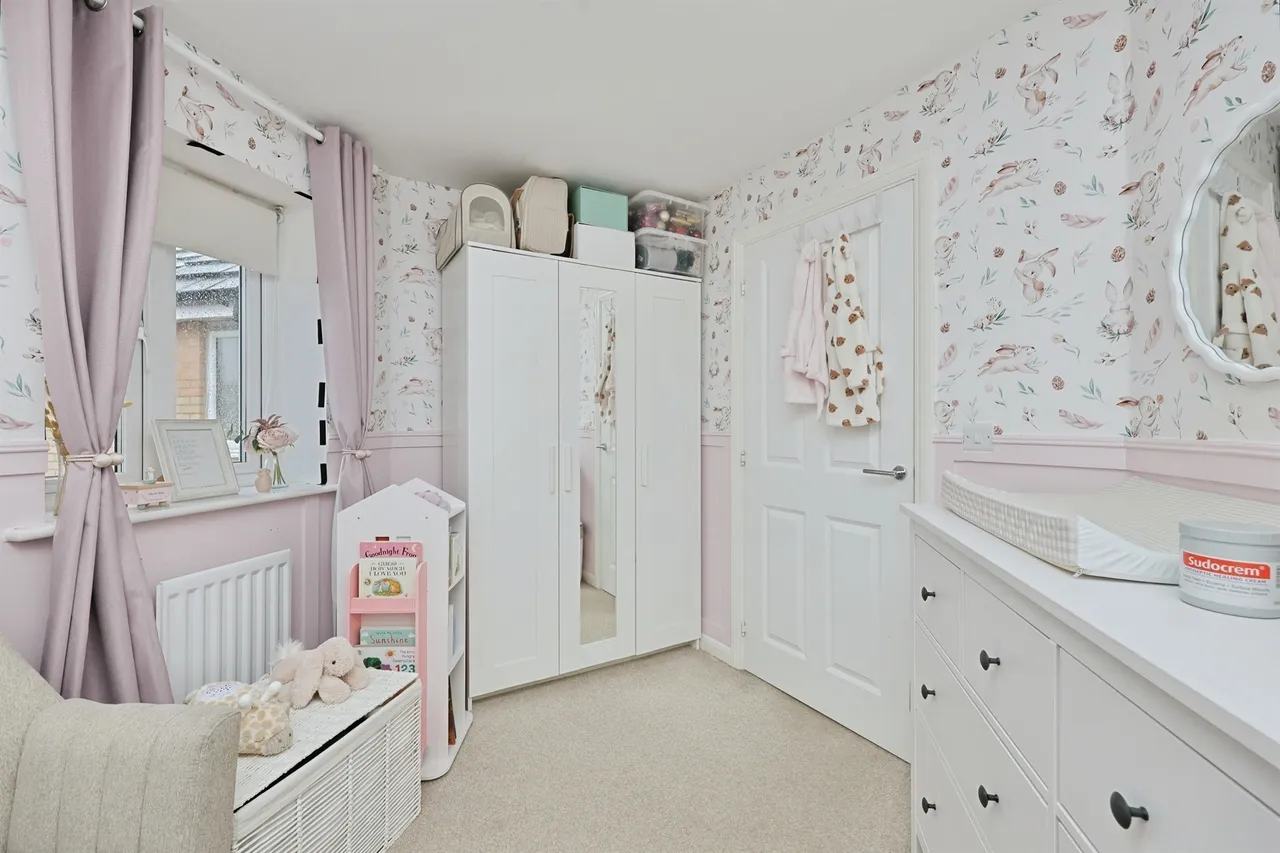Falcon Crescent, Costessey, Norwich, photo 12