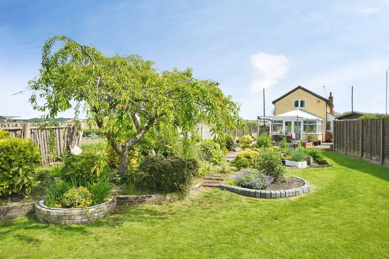 Leicester Road, Ibstock, LE67, photo 20