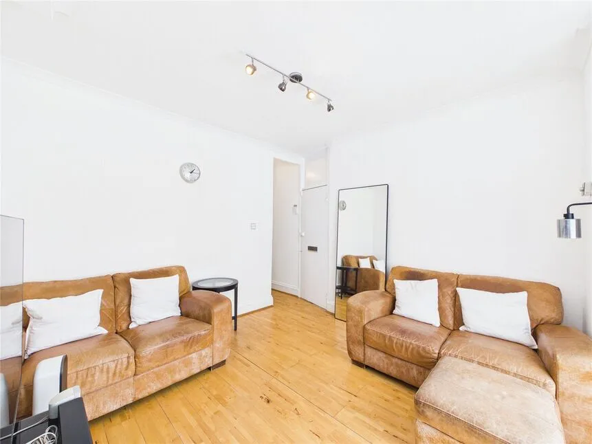 Major Road, Stratford, E15, photo 3