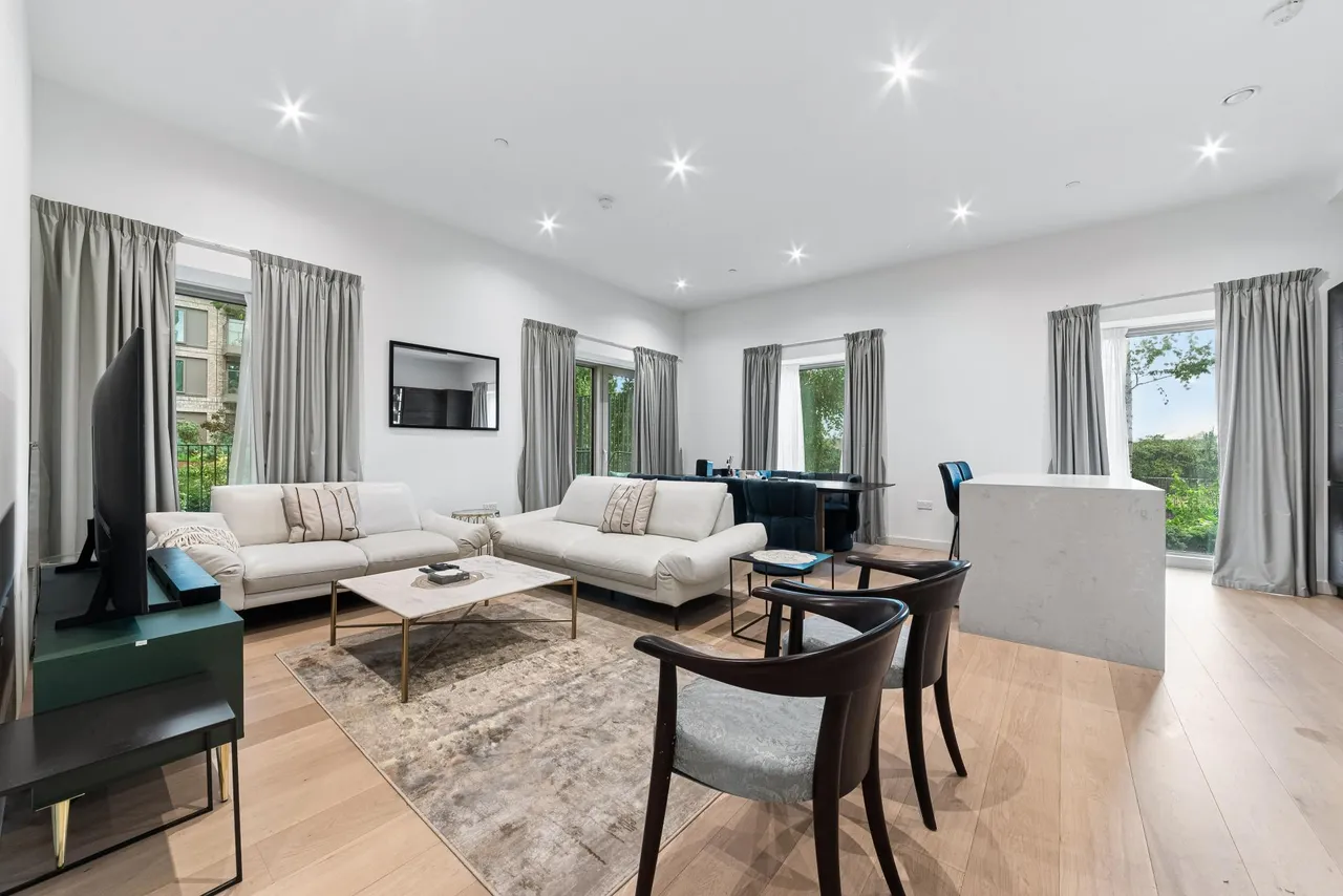 3 bed flat for sale, Steamer Building, Riverscape, E16