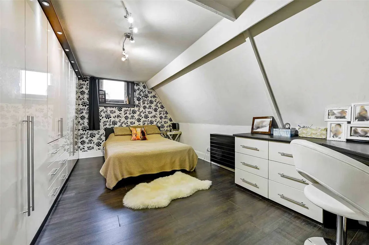 Hitcham House, Hitcham Lane, Burnham, SL1 7DP, photo 12