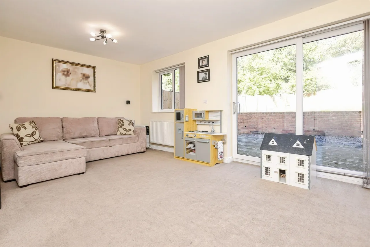 Dudley Road, Rowley Regis, B65, photo 2