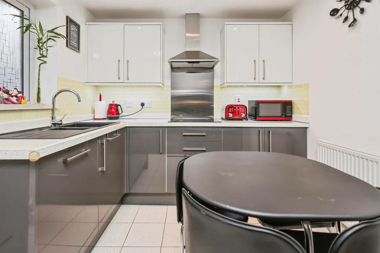 Dudley Road, Rowley Regis, B65, photo 17