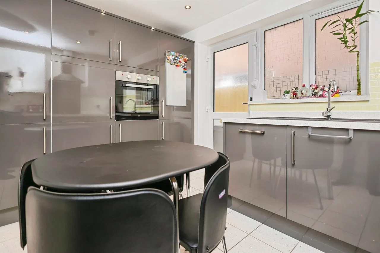 Dudley Road, Rowley Regis, B65, photo 4