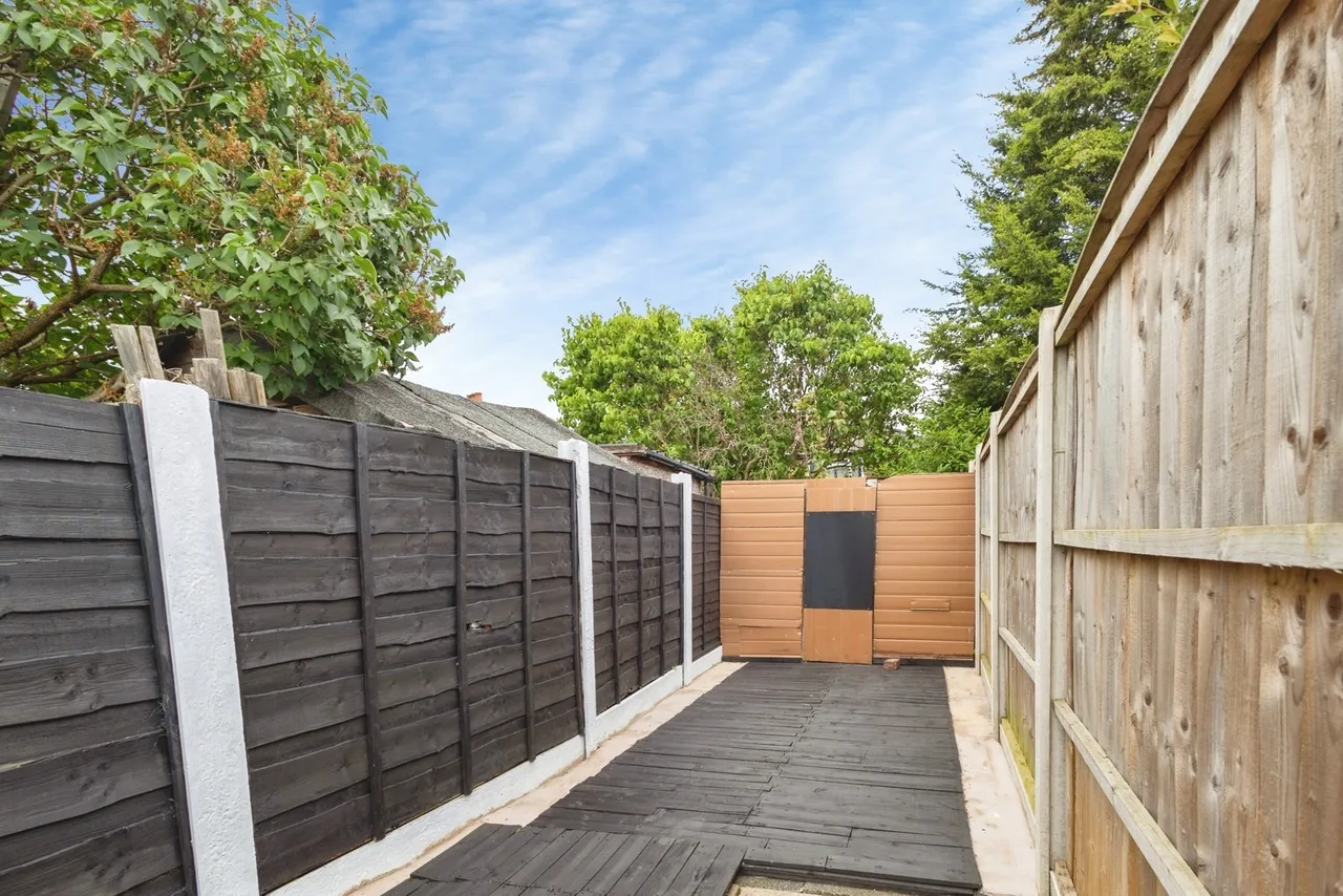 Parrs Wood Road, Manchester, Greater Manchester, M20, photo 28