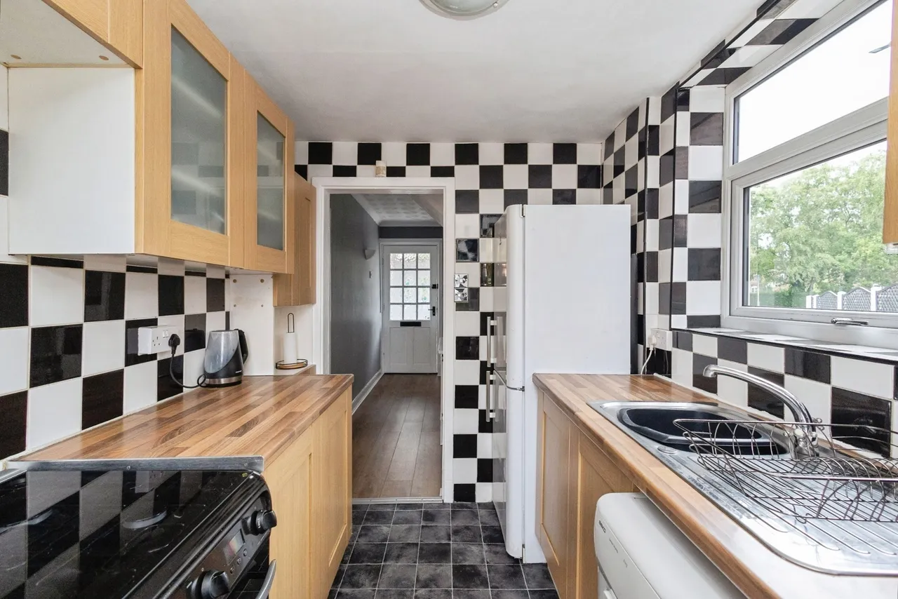Parrs Wood Road, Manchester, Greater Manchester, M20, photo 15