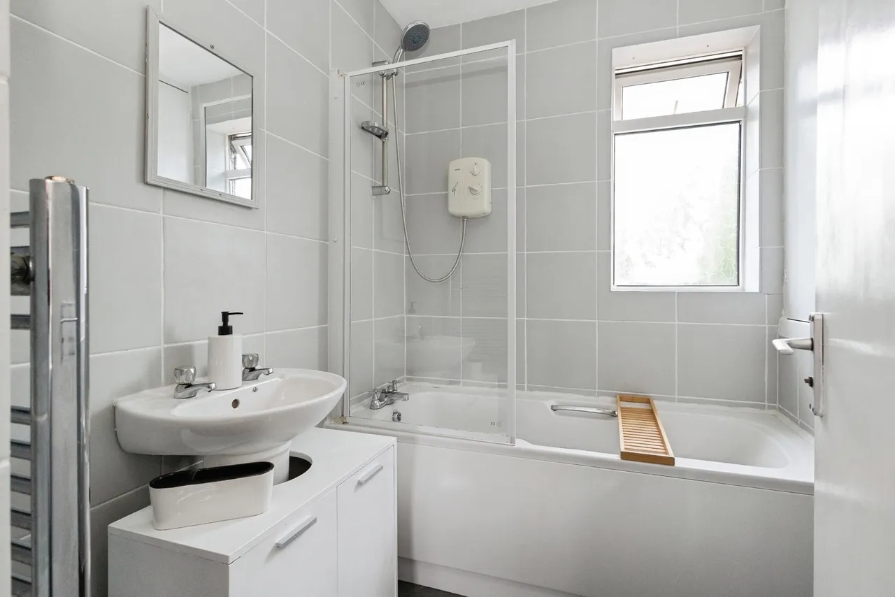 Parrs Wood Road, Manchester, Greater Manchester, M20, photo 3