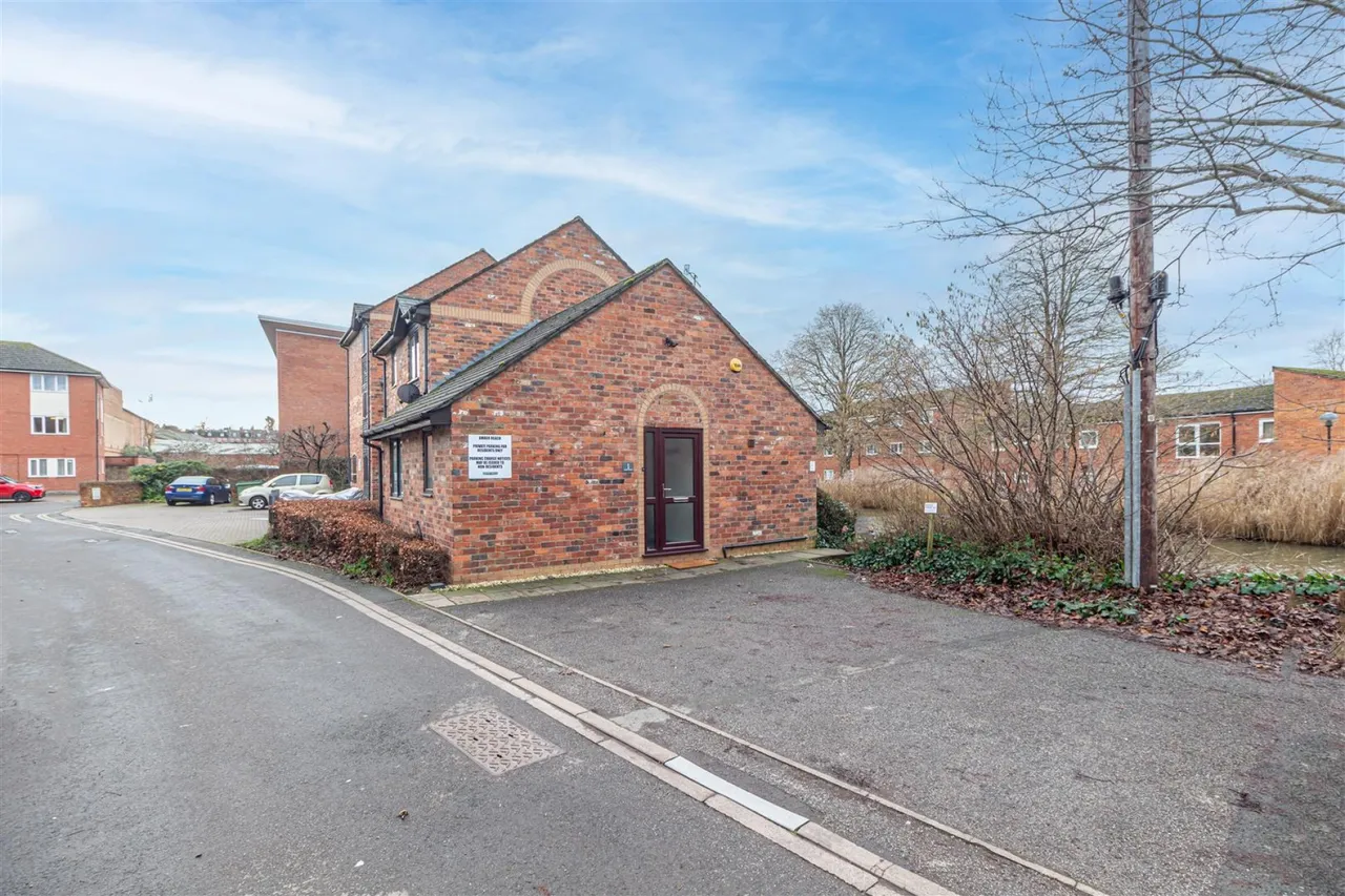 Spring Lane, Worcester, WR5, photo 17