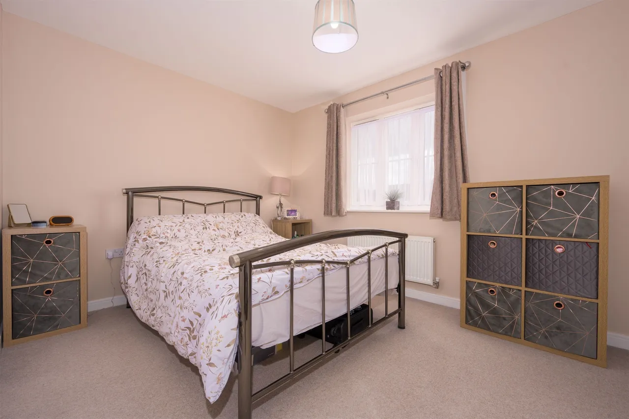 Mercia Road, Kettering, NN14, photo 7