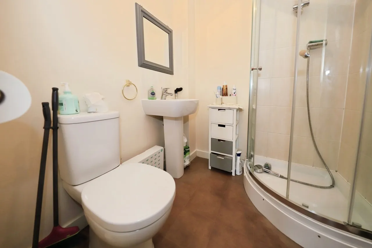 Donington Grove, Wolverhampton, WV10, photo 8