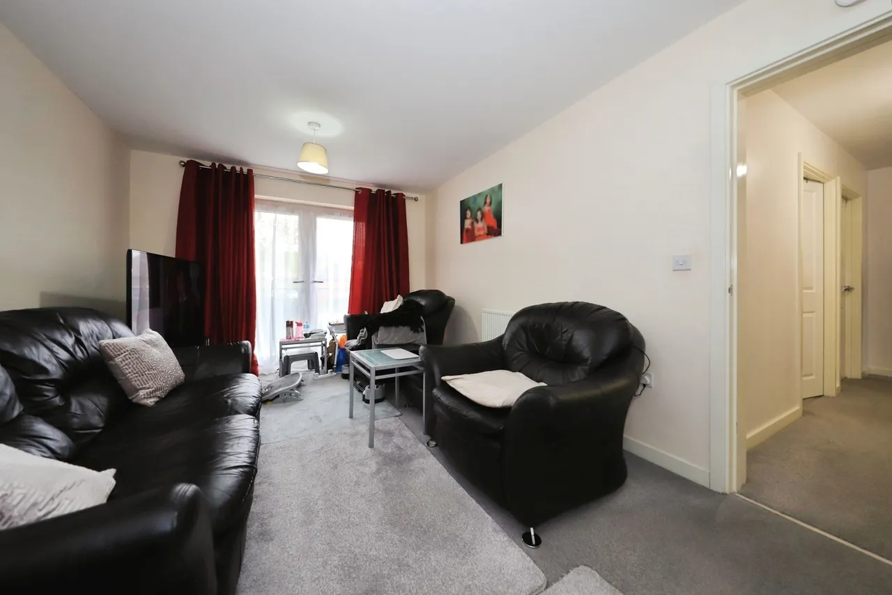 Donington Grove, Wolverhampton, WV10, photo 4