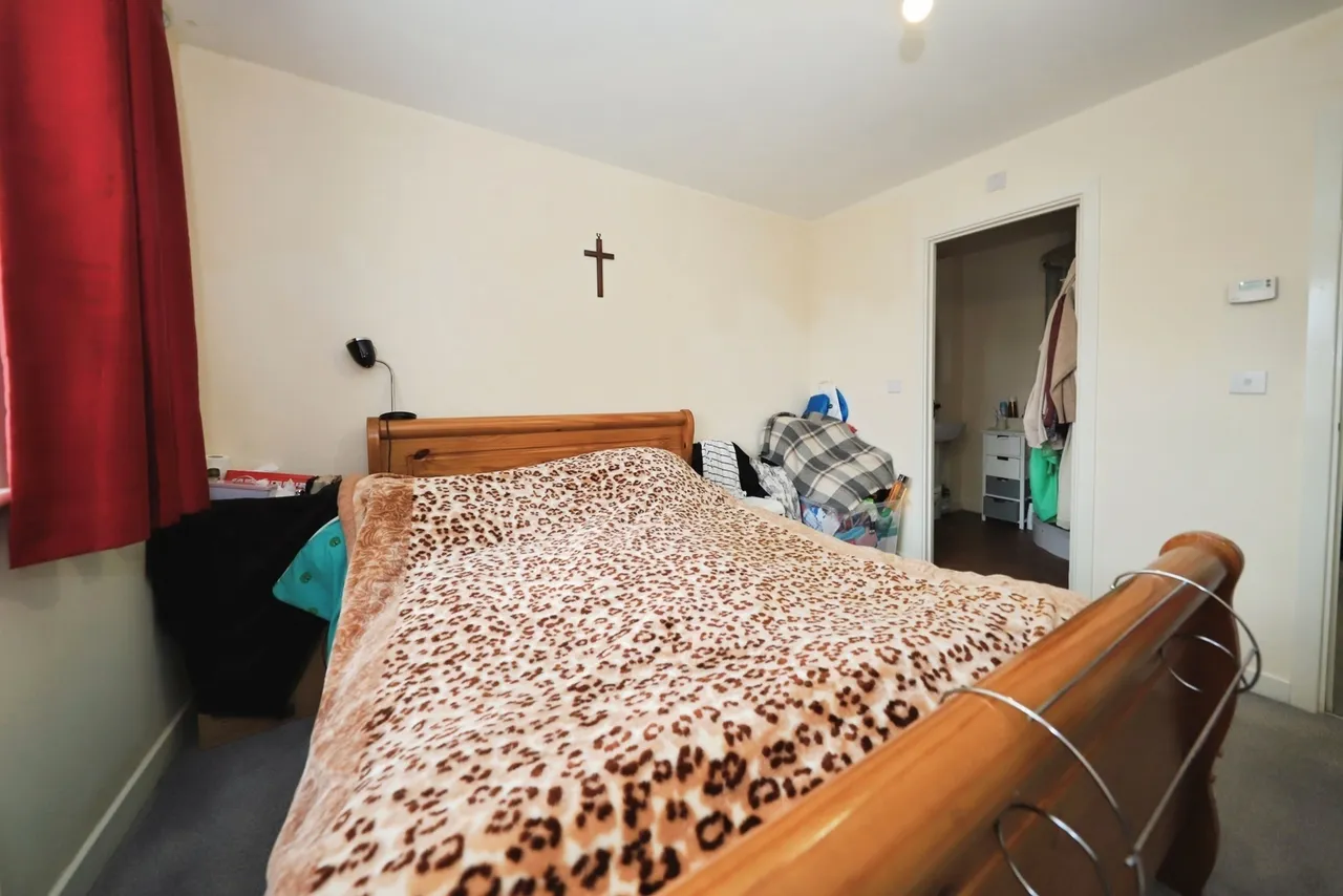 Donington Grove, Wolverhampton, WV10, photo 9