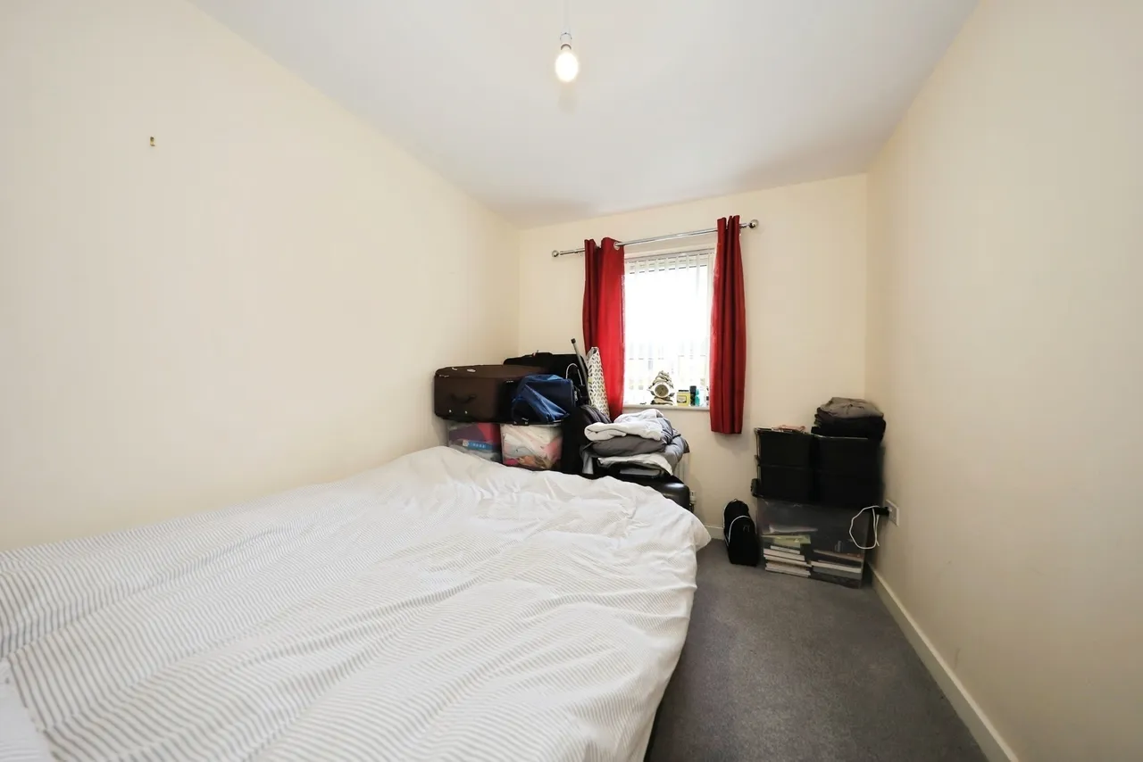 Donington Grove, Wolverhampton, WV10, photo 6