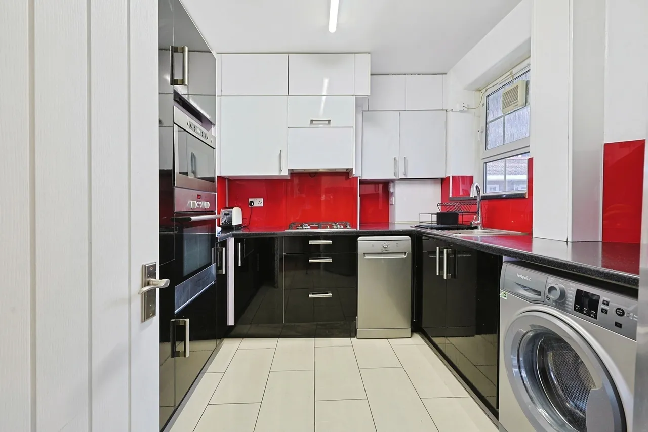 Albion Avenue, London, SW8, photo 12