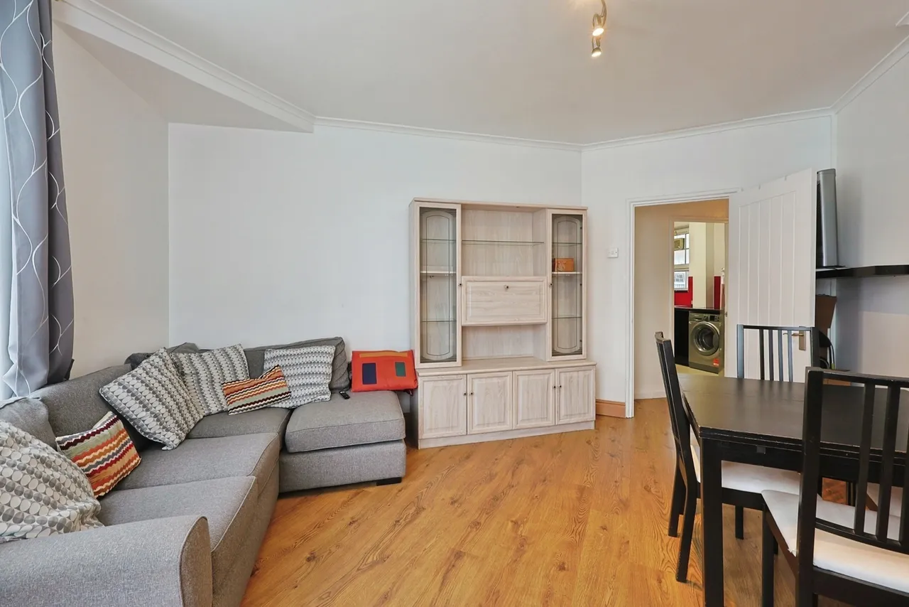 Albion Avenue, London, SW8, photo 13