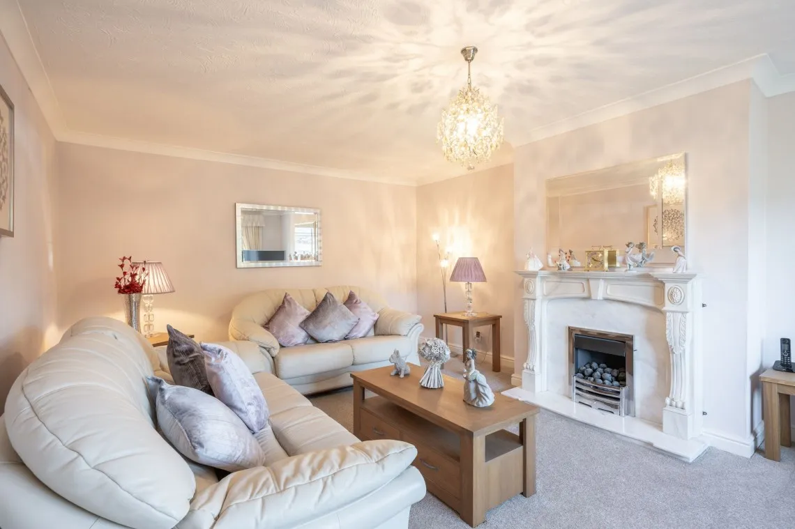 Meadowbrook, Burscough, L40, photo 6