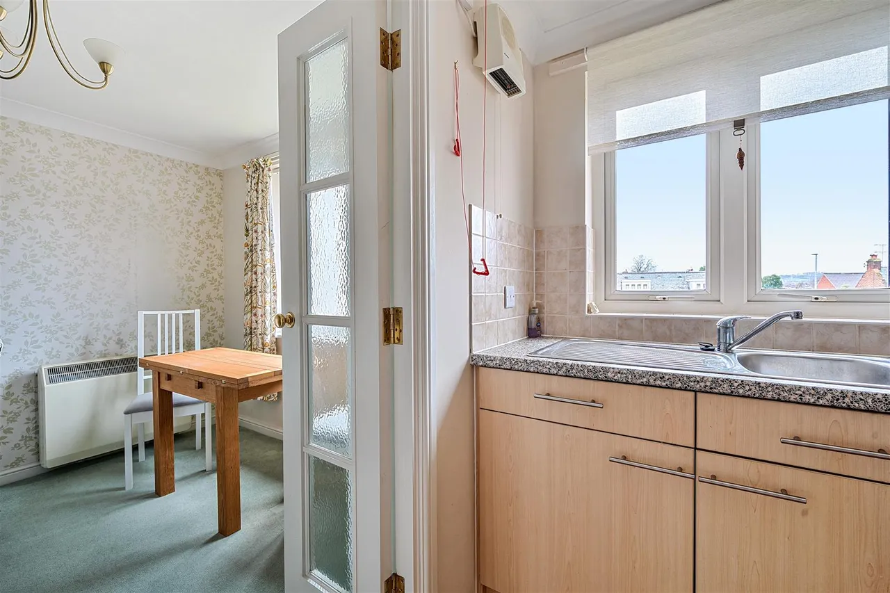 Butts Road, Exeter, EX2, photo 7