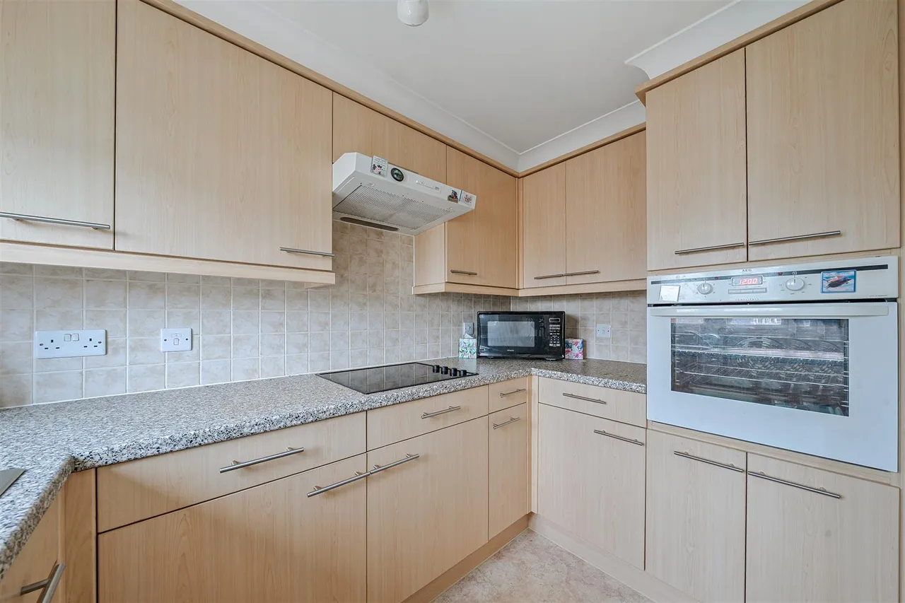 Butts Road, Exeter, EX2, photo 6