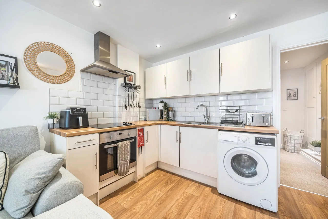 North Street, Tavistock, PL19, photo 2