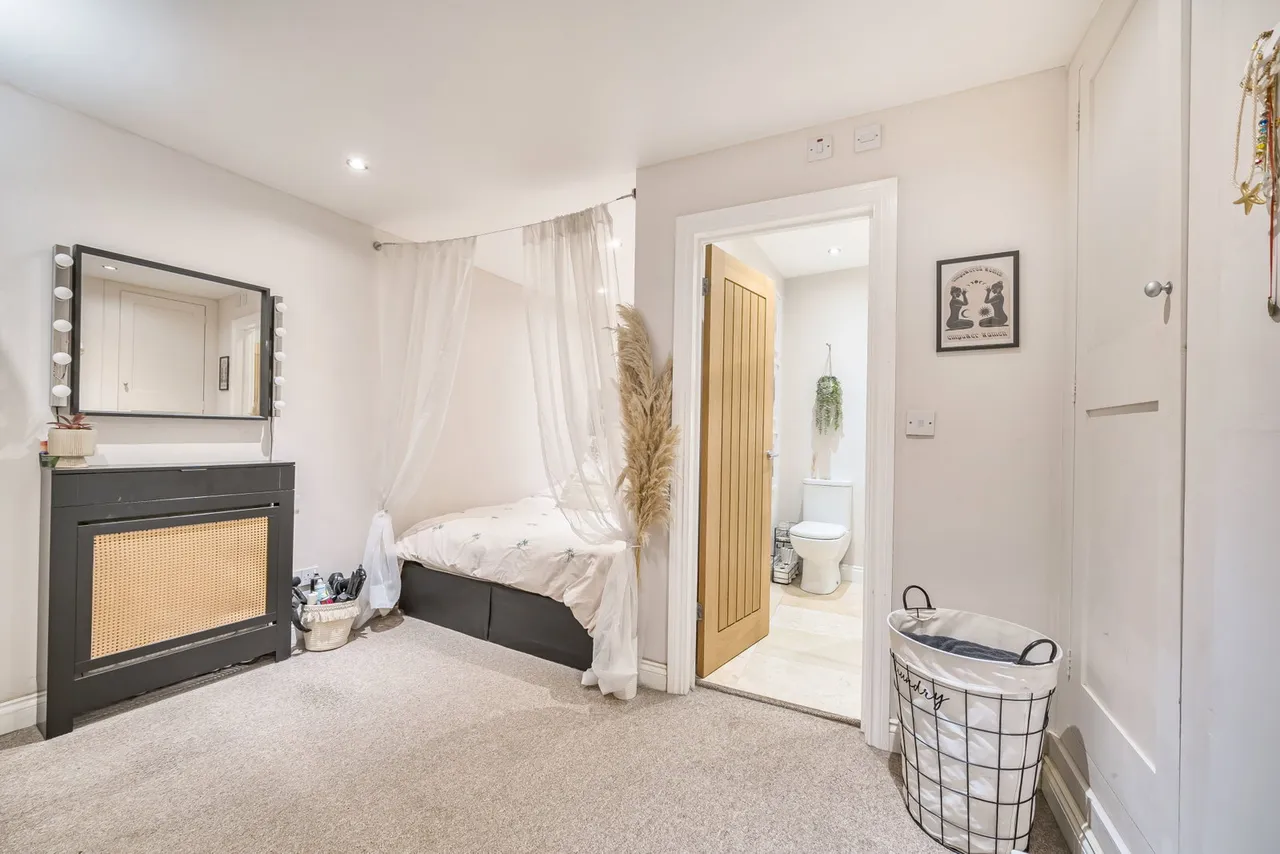 North Street, Tavistock, PL19, photo 3