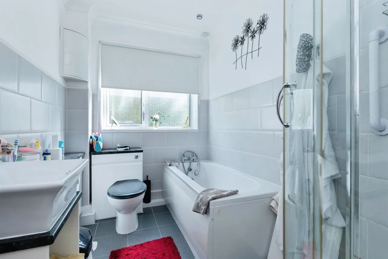 Richmond Park Road, Bournemouth, BH8, photo 12
