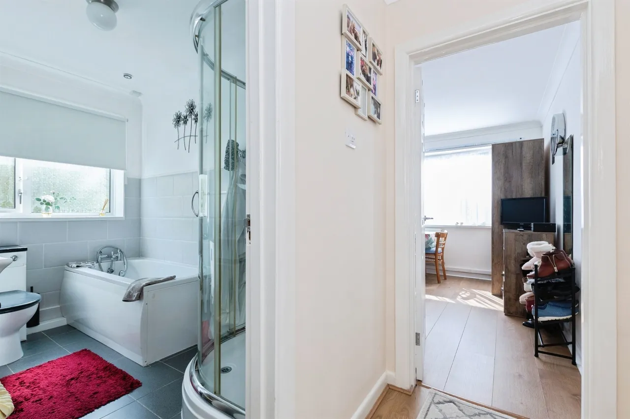 Richmond Park Road, Bournemouth, BH8, photo 11
