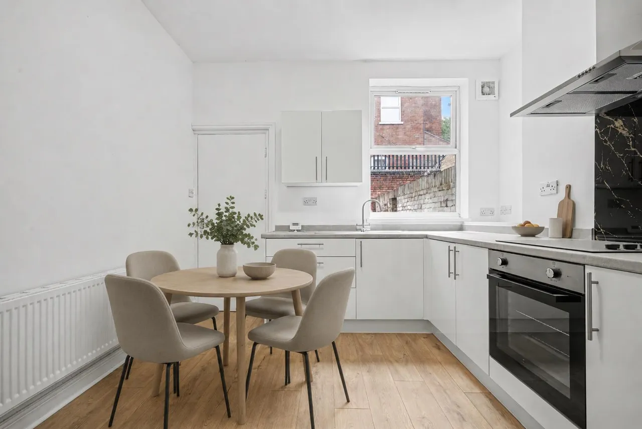 Maples Street, Hyson Green, NG7, photo 3