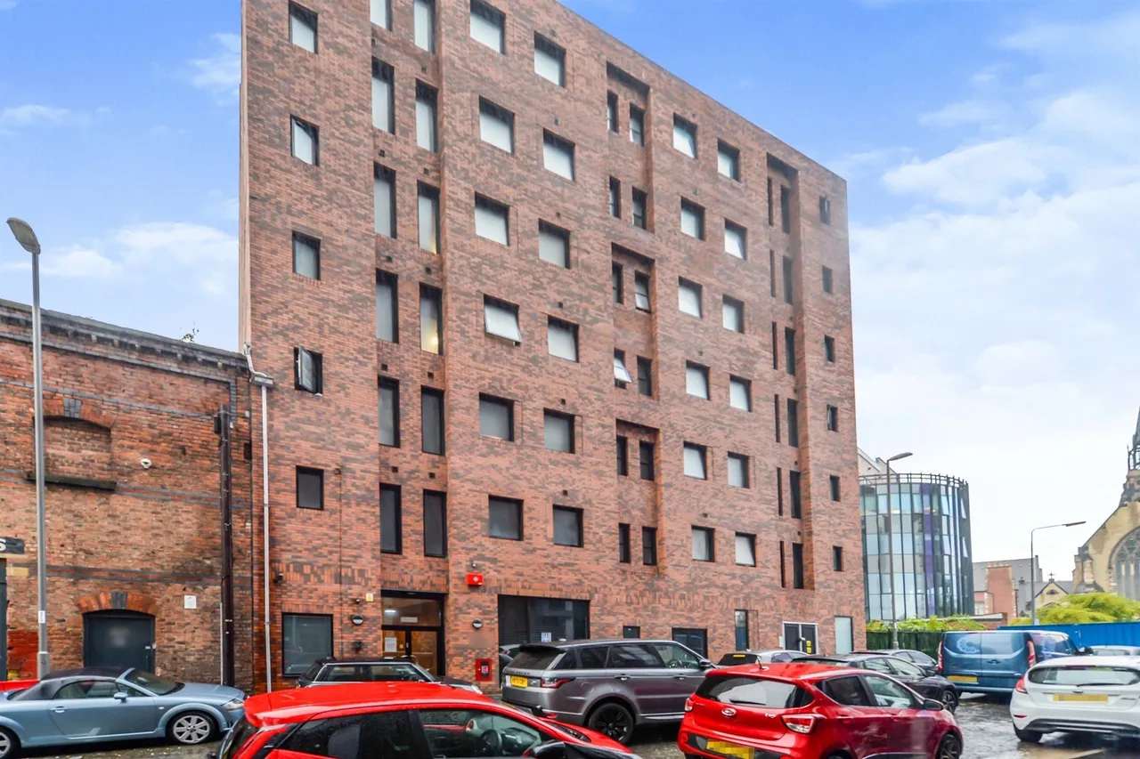 1 bed flat for sale — Norfolk Street, Liverpool