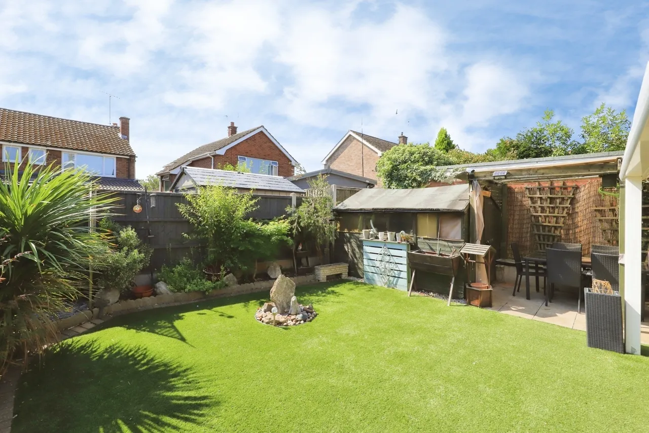 Pear Tree Close, Kidderminster, DY10, photo 16