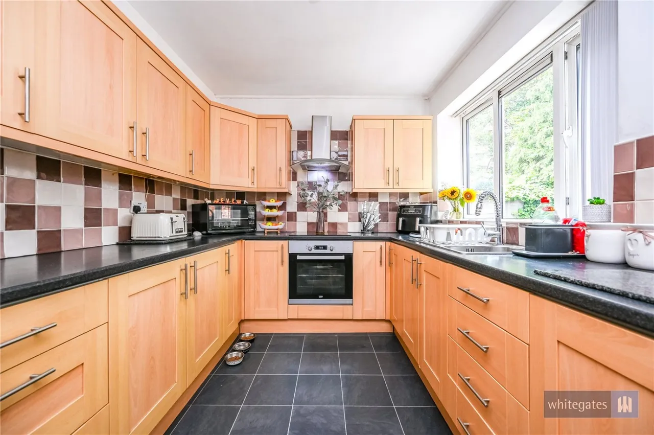 Ash Grove, Prescot, L35, photo 4