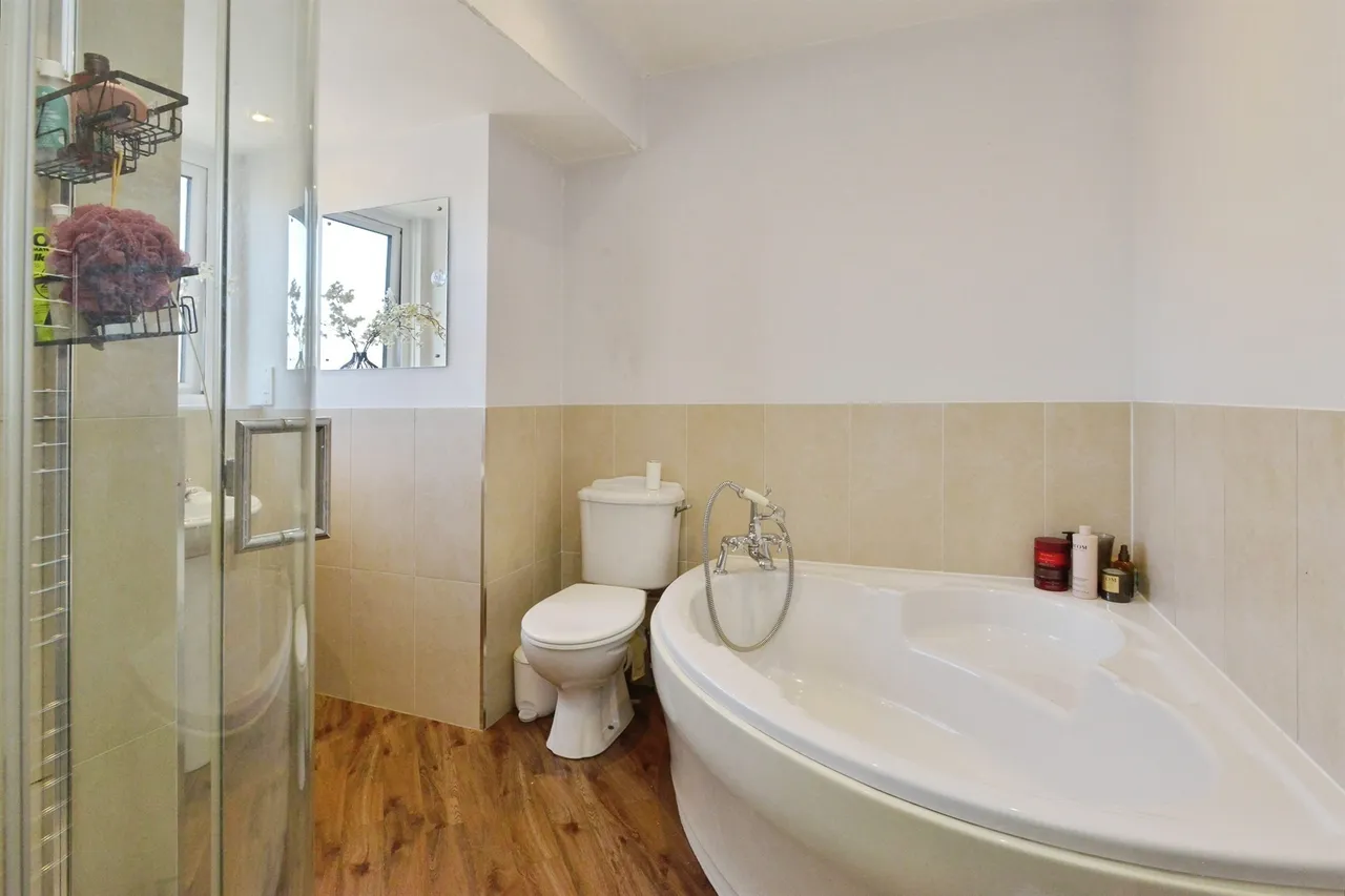 Taverner Close, Old Farm Park, MK7, photo 14
