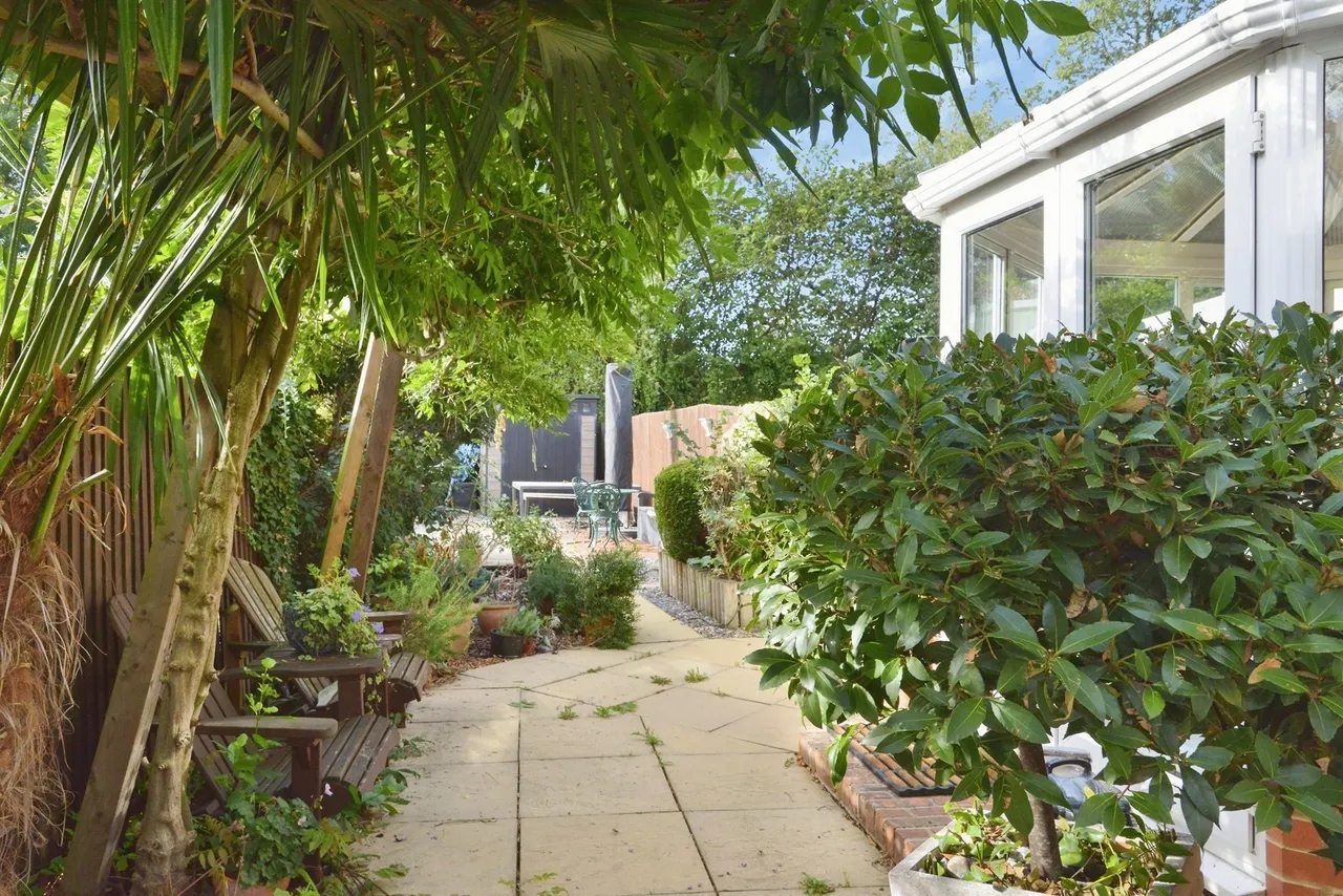 Taverner Close, Old Farm Park, MK7, photo 17