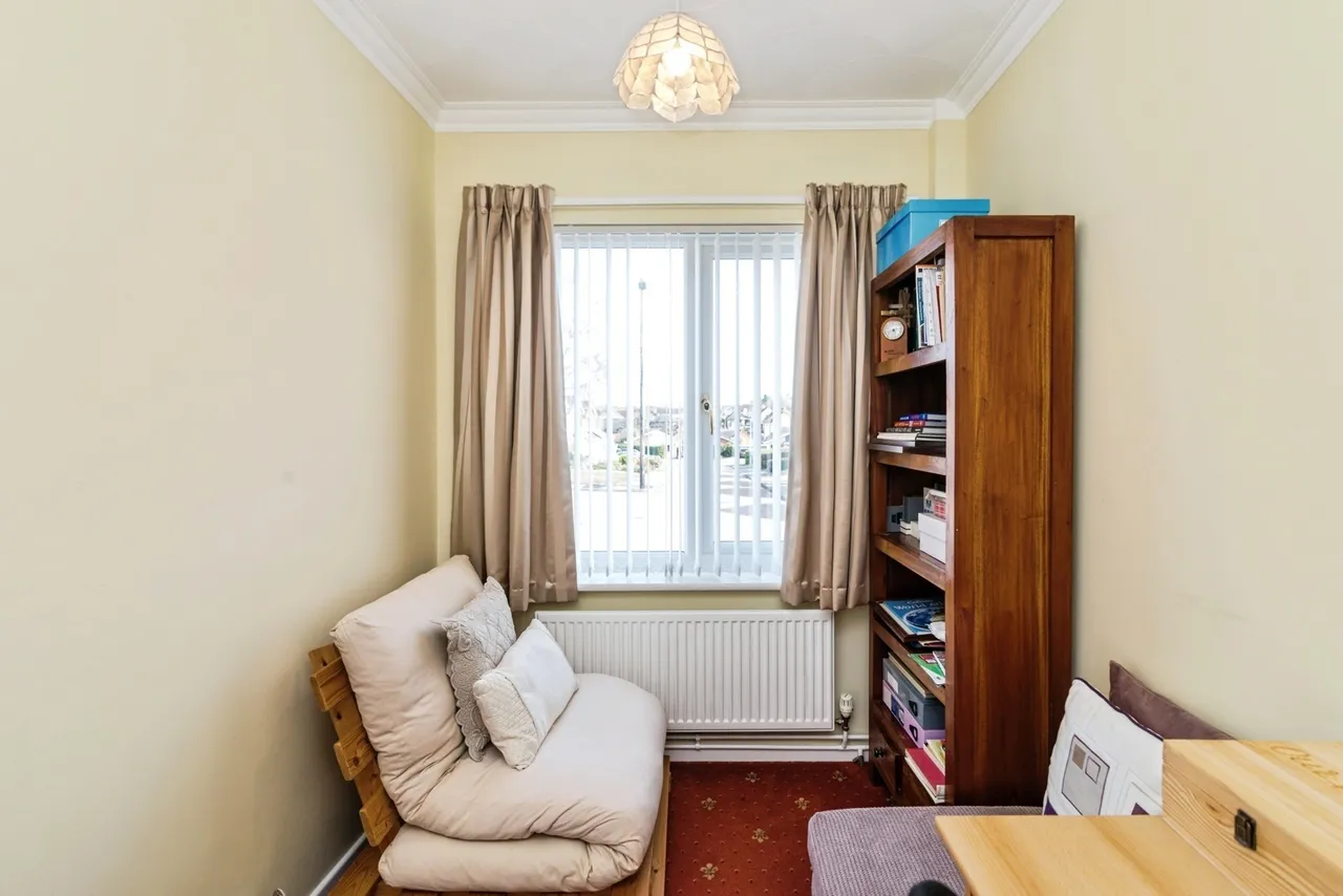 Dorothy Hodgkin Court, Beccles, NR34, photo 13