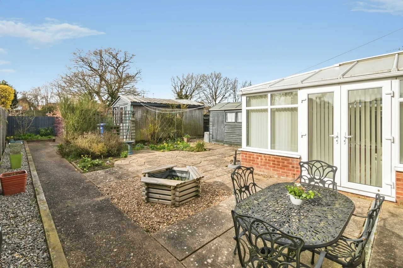 Dorothy Hodgkin Court, Beccles, NR34, photo 19