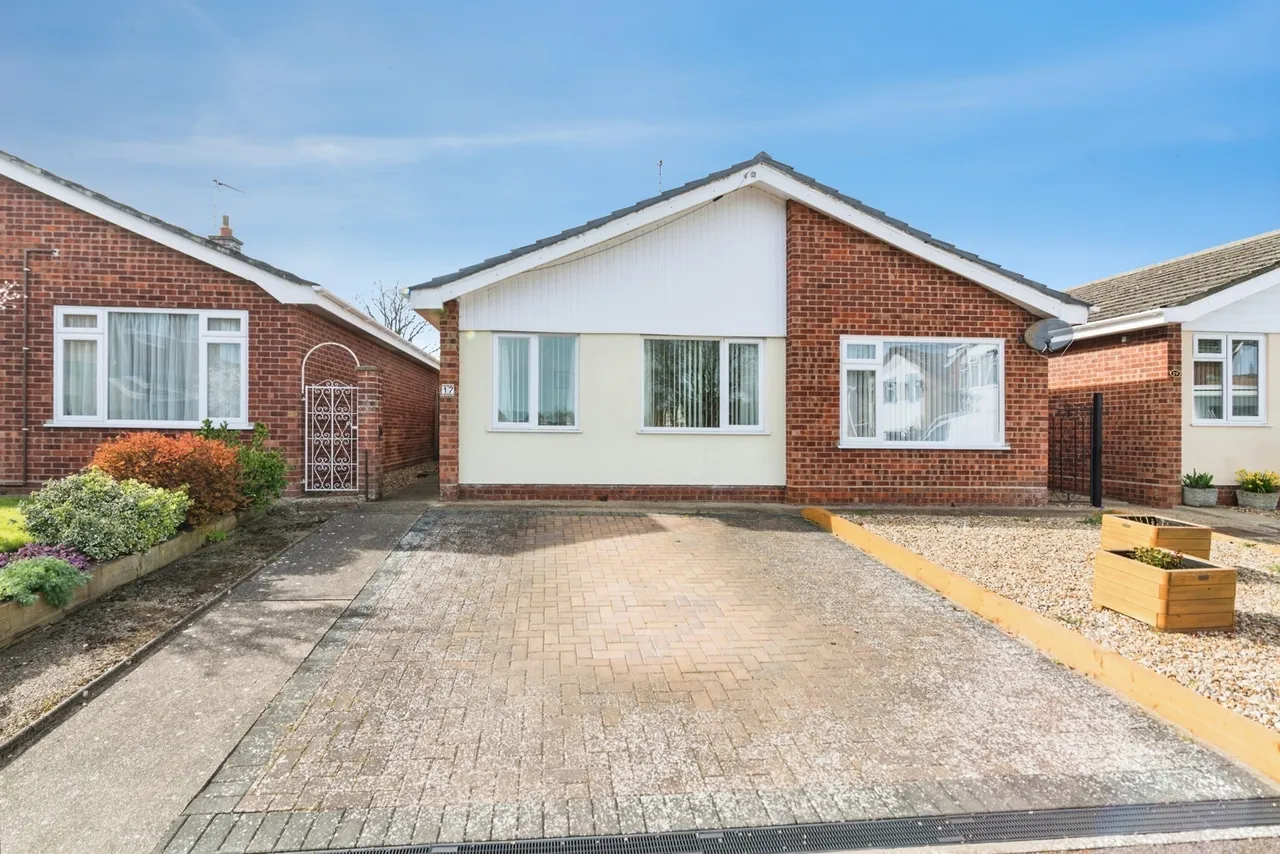 3 bed house for sale — Dorothy Hodgkin Court, Beccles, NR34